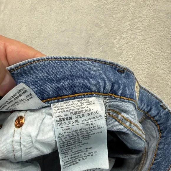 Levi's 511 Jeans Mens 28x32 Blue Slim Fit Med Wash Premium Denim Stretch Preppy - Picture 10 of 13